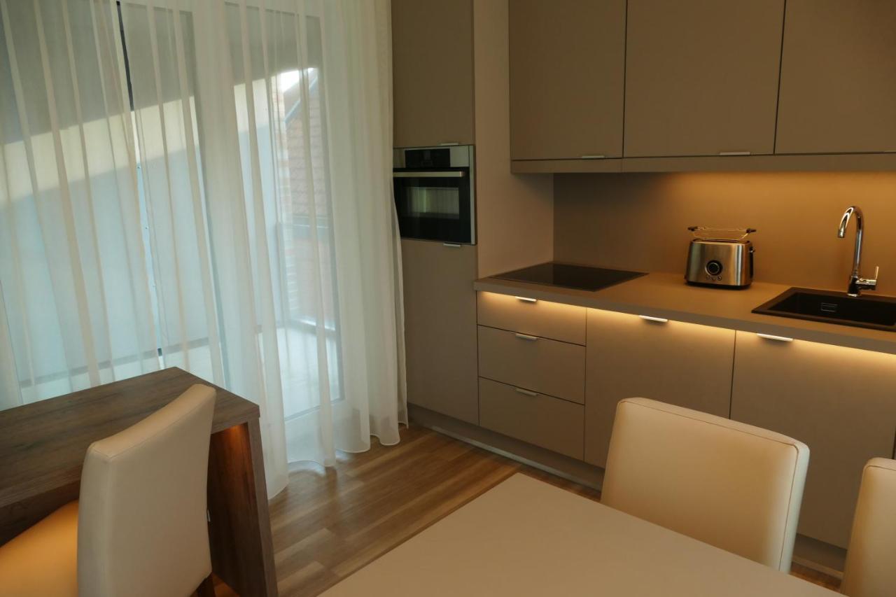 Meyn'S Apartments & Hotel Soltau Exterior photo